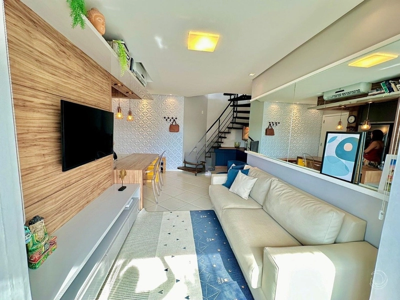 Cobertura duplex a venda na Agronômica com 3 dormitórios 200m² priv: 10ª foto da galeria de imagens do imóvel