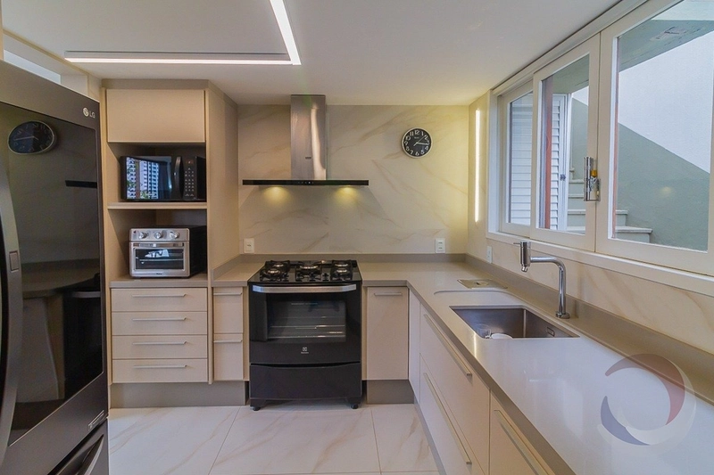 Magnifica casa a venda na Agronômica com vista para o mar: 20ª foto da galeria de imagens do imóvel