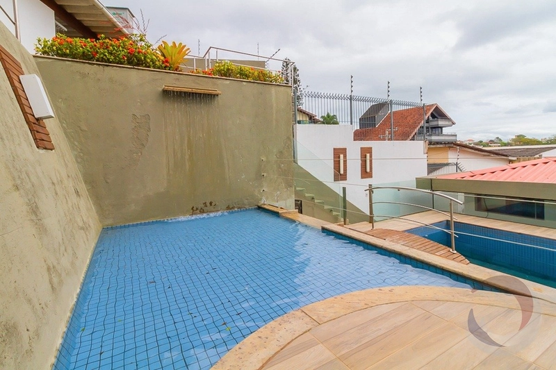 Magnifica casa a venda na Agronômica com vista para o mar: 64ª foto da galeria de imagens do imóvel