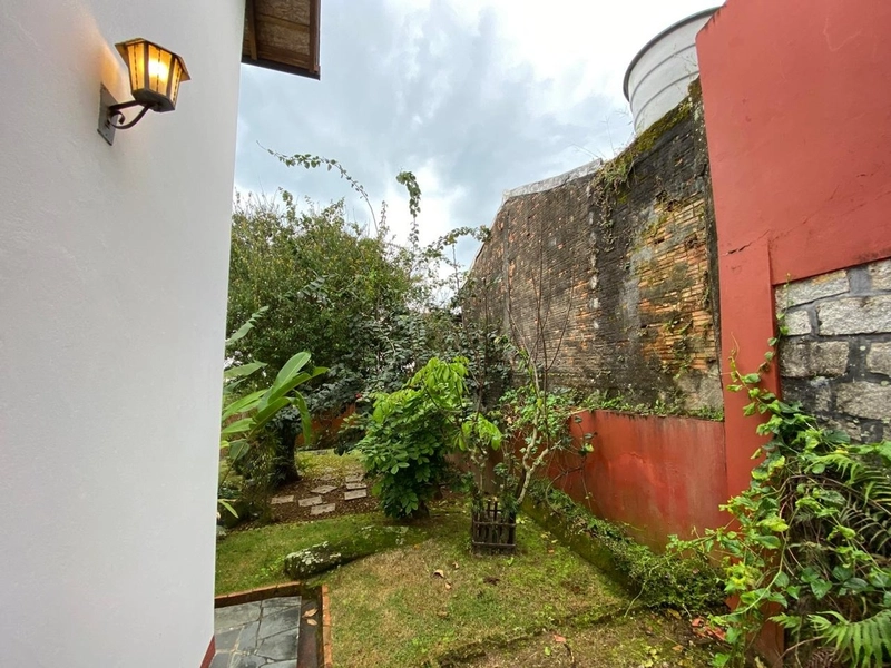 Casa a venda na Agronômica, semi-mobiliada, 251,02m² privativos: 28ª foto da galeria de imagens do imóvel