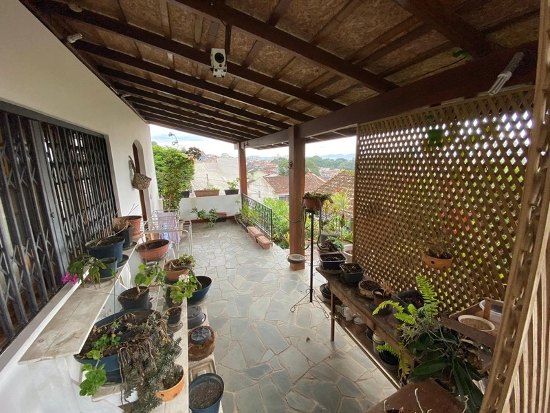 Casa a venda na Agronômica, semi-mobiliada, 251,02m² privativos: 21ª foto da galeria de imagens do imóvel