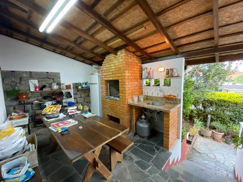 Casa a venda na Agronômica, semi-mobiliada, 251,02m² privativos: 19ª foto da galeria de imagens do imóvel