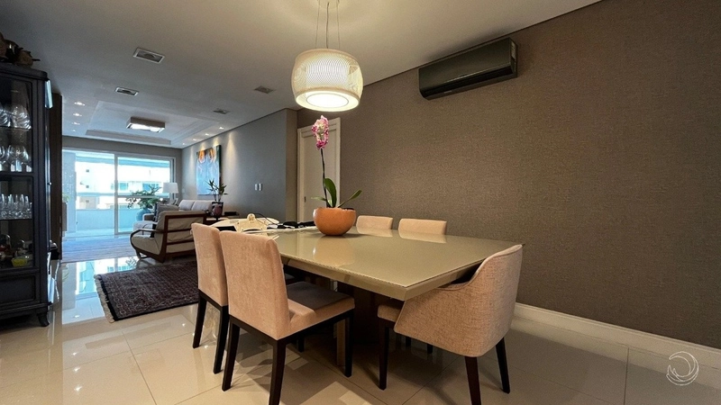 Apartamento novo no Centro, Duarte Schutel com 3 suítes e 3 vagas: 5ª foto da galeria de imagens do imóvel