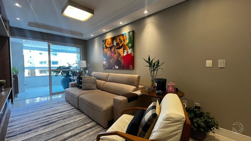 Apartamento novo no Centro, Duarte Schutel com 3 suítes e 3 vagas: 1ª foto da galeria de imagens do imóvel