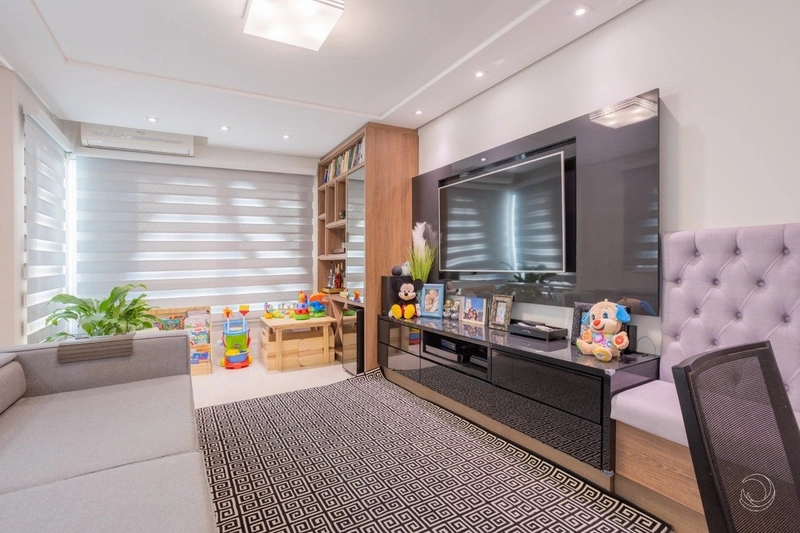 Apartamento próximo a Ponte Hercilio Luz com 3 dorms e 1 vaga: 2ª foto da galeria de imagens do imóvel