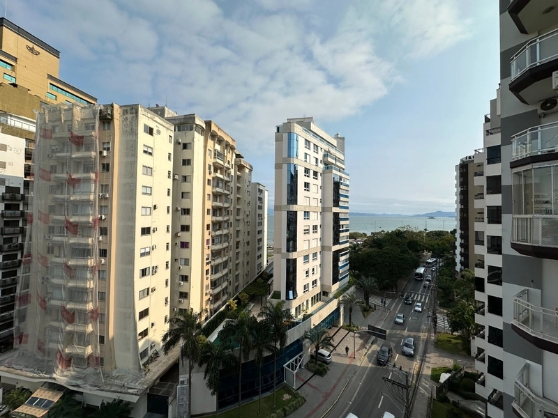 Vista parcial mar na Agronômica, 2 dormitórios, 1 suíte e 1 vg: 1ª foto da galeria de imagens do imóvel
