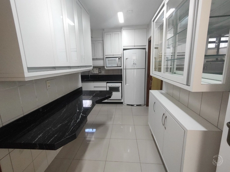Apartamento a 100mt do Shopping Beiramar, 3 dorms com suíte e 1 vaga: 5ª foto da galeria de imagens do imóvel