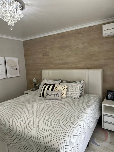 Casa a venda na Agronômica, com 3 suítes e 292m² privativos: 18ª foto da galeria de imagens do imóvel
