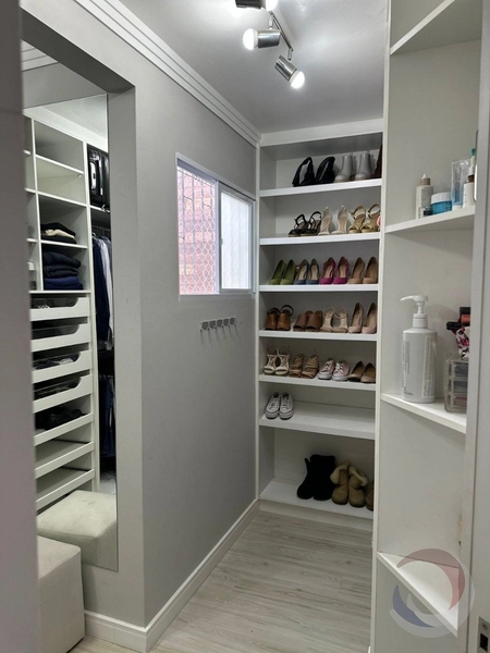 Casa a venda na Agronômica, com 3 suítes e 292m² privativos: 25ª foto da galeria de imagens do imóvel
