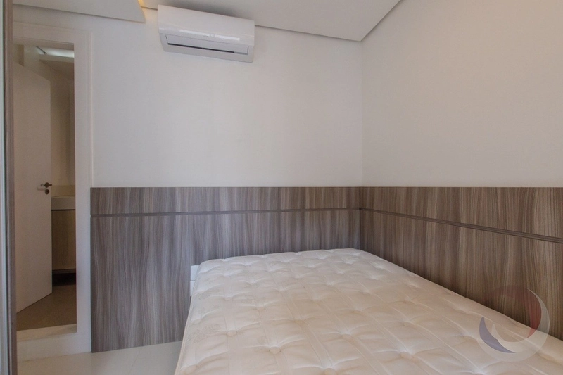 Cobertura a venda no Centro, com 3 suítes e 2 vagas com 143,00m² priv: 8ª foto da galeria de imagens do imóvel