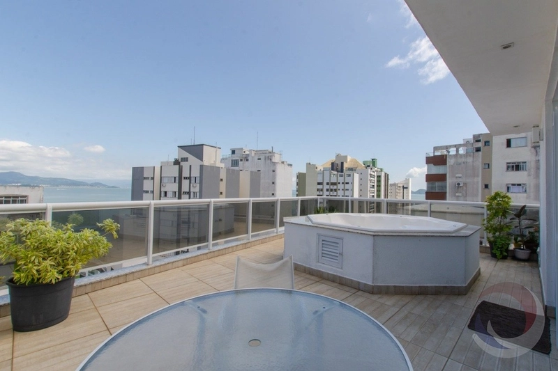 Cobertura a venda no Centro, com 3 suítes e 2 vagas com 143,00m² priv: 41ª foto da galeria de imagens do imóvel