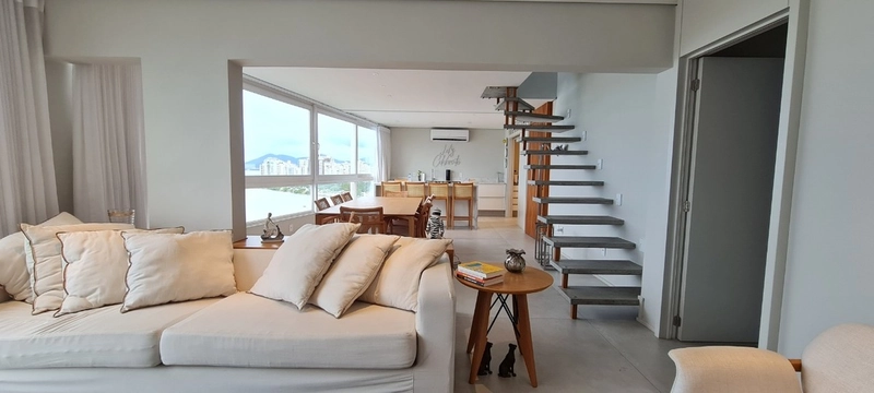 Cobertura a venda na Beira Mar, com 3 dorms, 2 suítes, 172m² priv: 4ª foto da galeria de imagens do imóvel