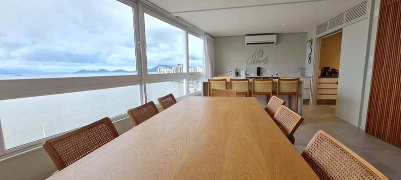 Cobertura a venda na Beira Mar, com 3 dorms, 2 suítes, 172m² priv: 1ª foto da galeria de imagens do imóvel