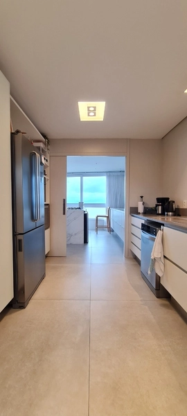 Cobertura a venda na Beira Mar, com 3 dorms, 2 suítes, 172m² priv: 17ª foto da galeria de imagens do imóvel