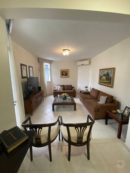 Apartamento a venda no Centro, com 2 dormitórios , 1 suíte e 2 vgs: 1ª foto da galeria de imagens do imóvel