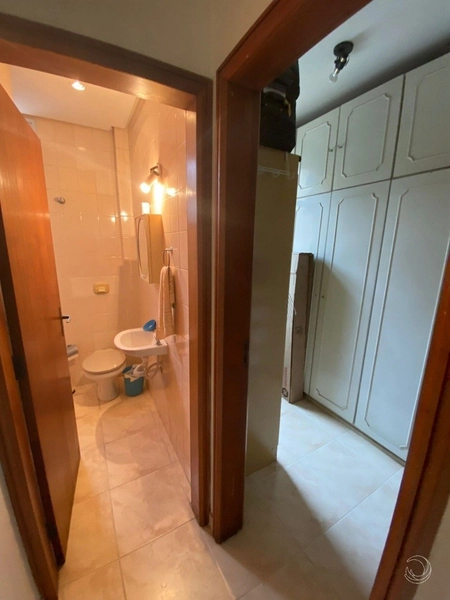 Apartamento a venda no Centro, com 2 dormitórios , 1 suíte e 2 vgs: 10ª foto da galeria de imagens do imóvel