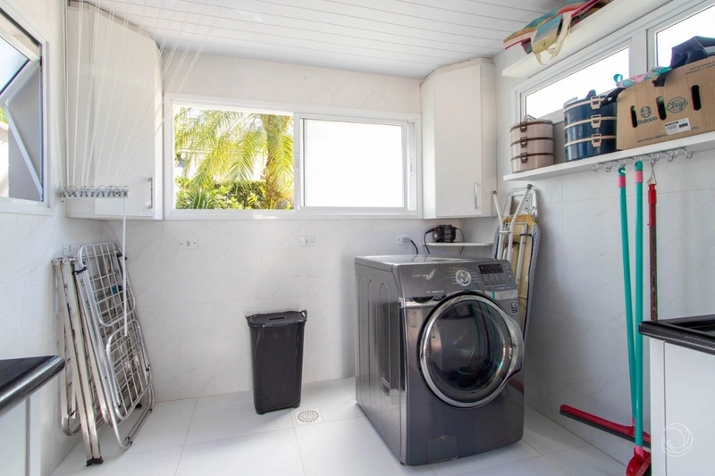 Casa em condomínio fechado com 3 suítes e 349m² priv: 10ª foto da galeria de imagens do imóvel