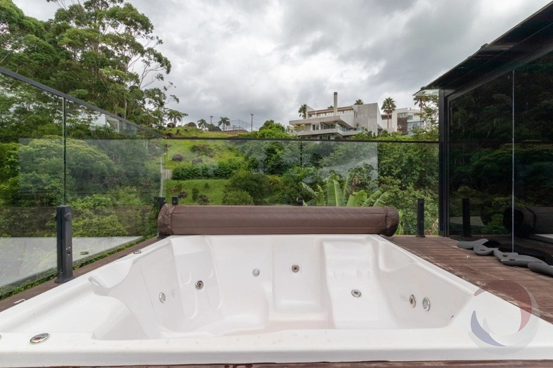 Casa em condomínio fechado com 4 suítes e 488m² priv: 12ª foto da galeria de imagens do imóvel