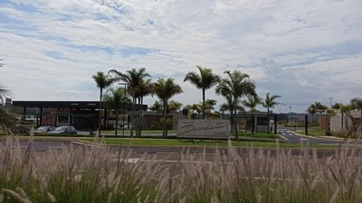 Condomínio Village Damha 4