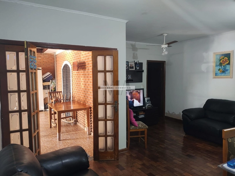 Casa no Santa Felicia: 3ª foto da galeria de imagens do imóvel