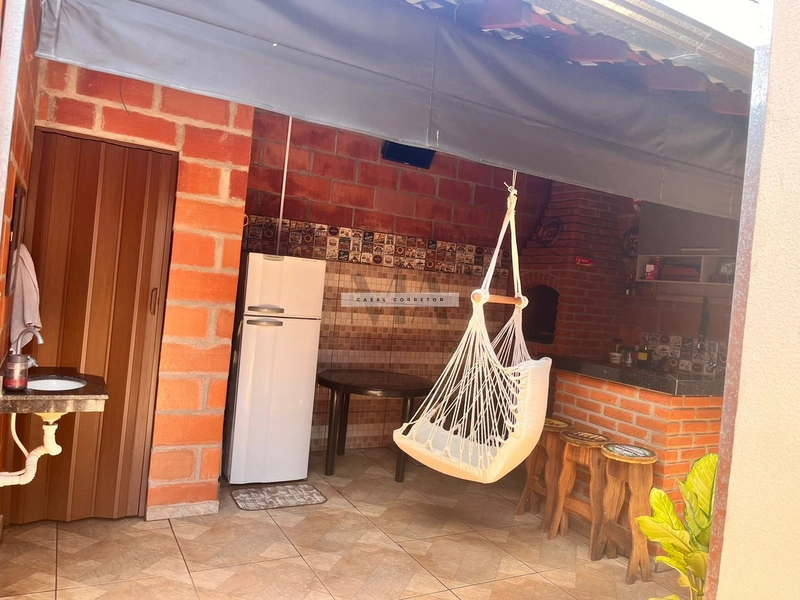 Casa no condomínio Flamboyant: 5ª foto da galeria de imagens do imóvel