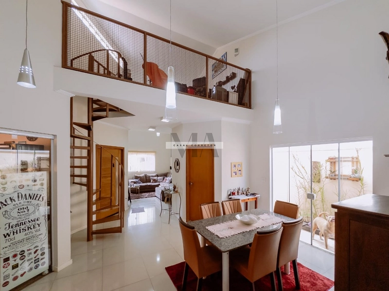 Casa no Village Damha 2