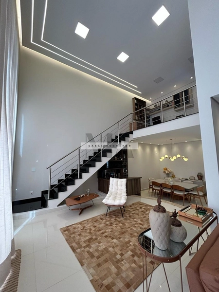 Casa no Condomínio Village Damha 2