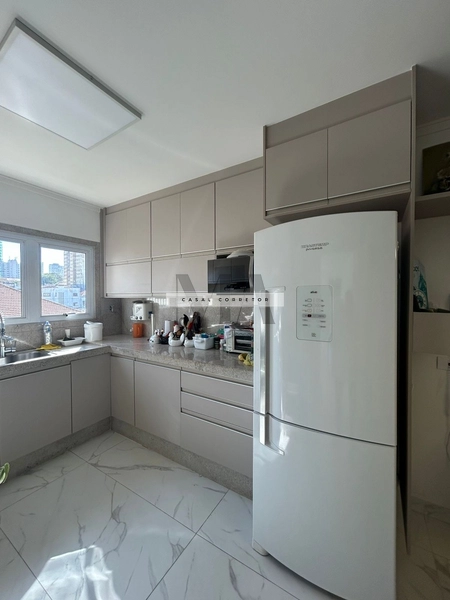 Apartamento no Centro: 3ª foto da galeria de imagens do imóvel