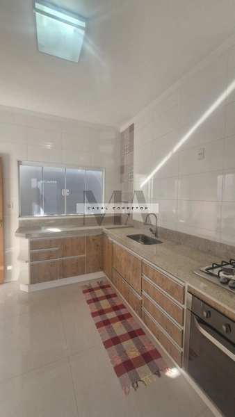 Casa no Condomínio Quebec: 2ª foto da galeria de imagens do imóvel