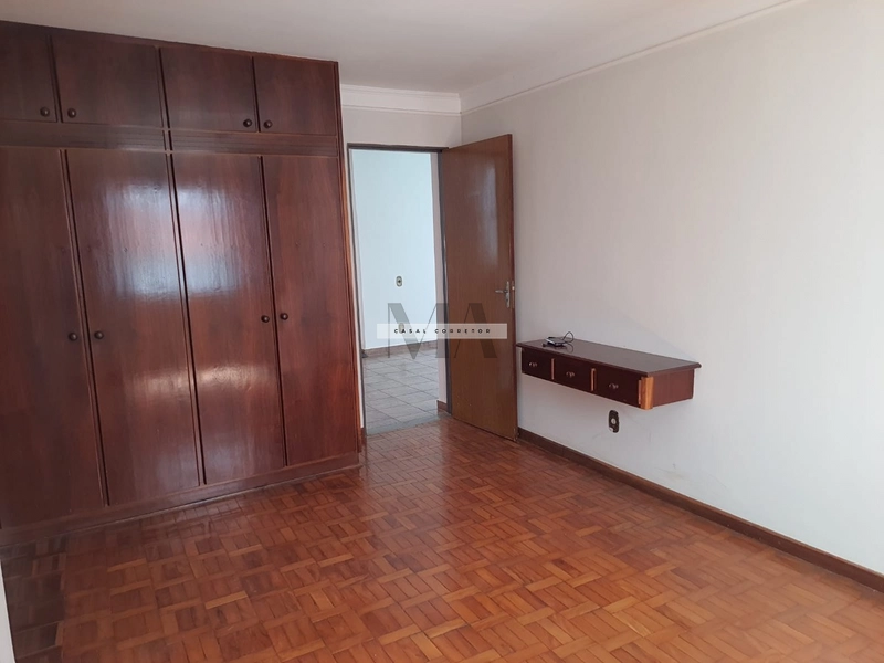 Casa no Centro: 10ª foto da galeria de imagens do imóvel