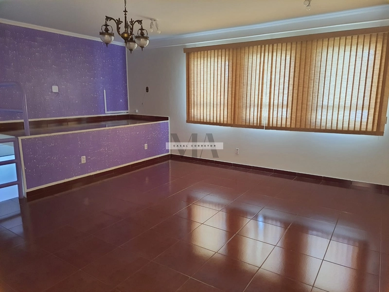 Casa no Centro: 2ª foto da galeria de imagens do imóvel