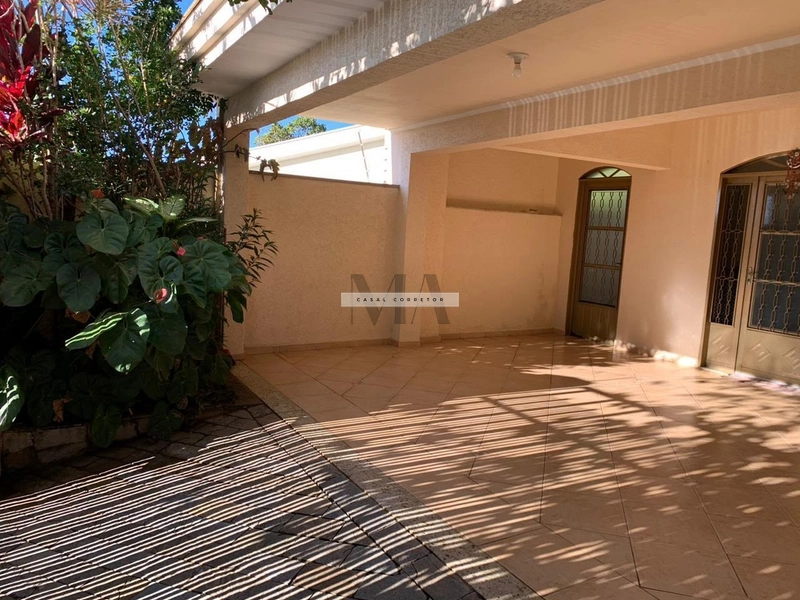 Casa no Jardim Nova São Carlos: 1ª foto da galeria de imagens do imóvel