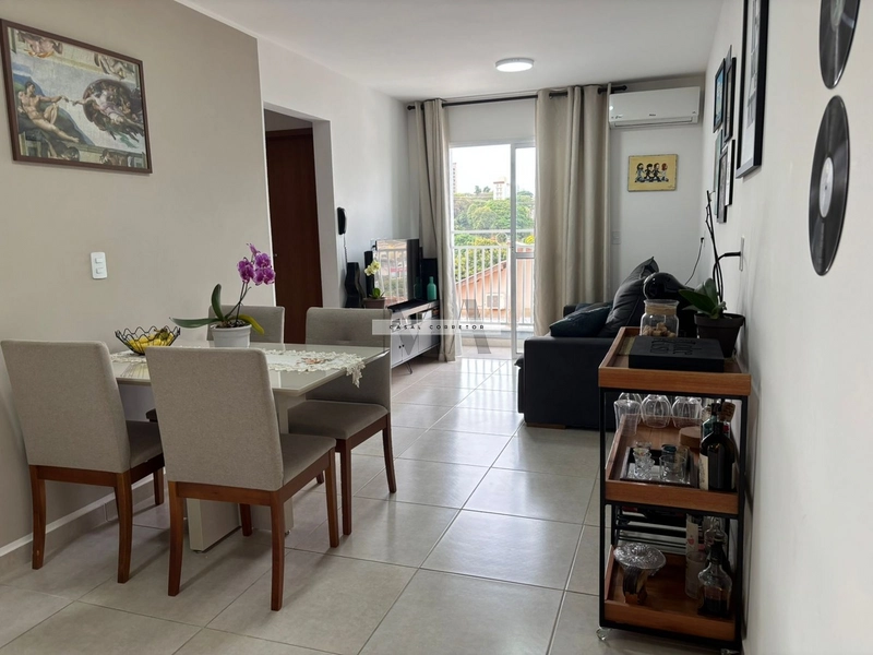 Apartamento no Centro: 3ª foto da galeria de imagens do imóvel