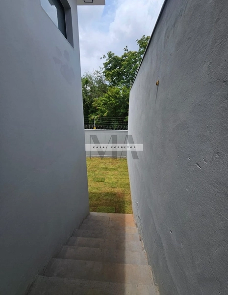 Casa no Santa Felicia: 5ª foto da galeria de imagens do imóvel