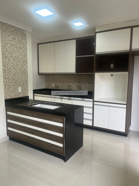 Casa no Planalto Paraíso