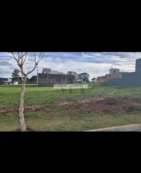 Terreno no Condomínio Recanto do Sabiá