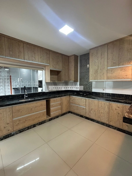 Casa no Jardim das Torres: 12ª foto da galeria de imagens do imóvel