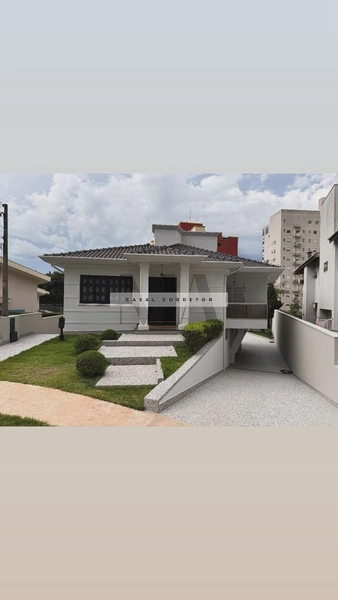 Casa no Condomínio Faber 1: 1ª foto da galeria de imagens do imóvel