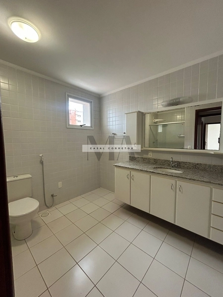 Apartamento no Centro: 13ª foto da galeria de imagens do imóvel