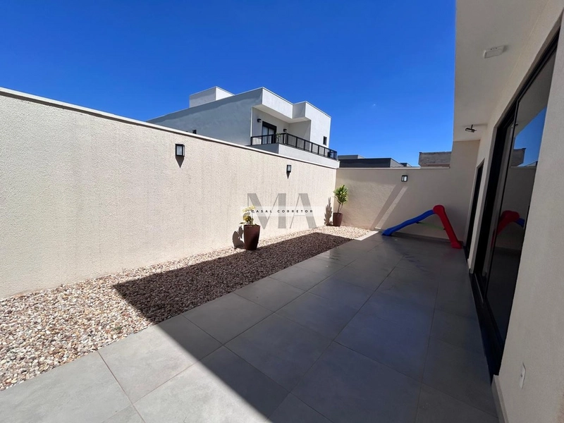 Casa no Villeneuve: 12ª foto da galeria de imagens do imóvel