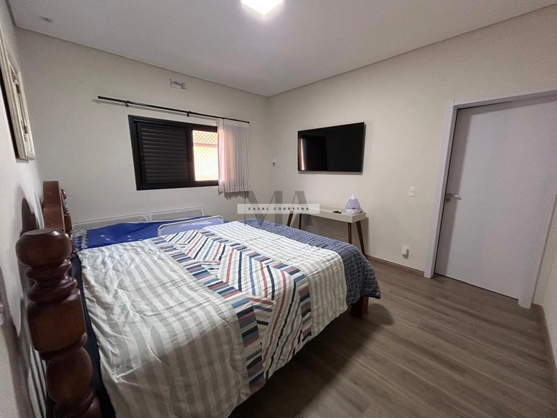 Casa no Villeneuve: 14ª foto da galeria de imagens do imóvel