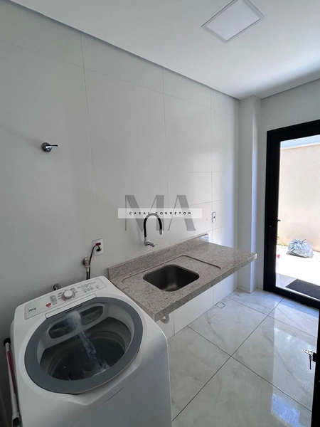 Casa no Villeneuve: 23ª foto da galeria de imagens do imóvel