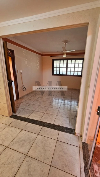 Casa no Santa Felicia: 10ª foto da galeria de imagens do imóvel