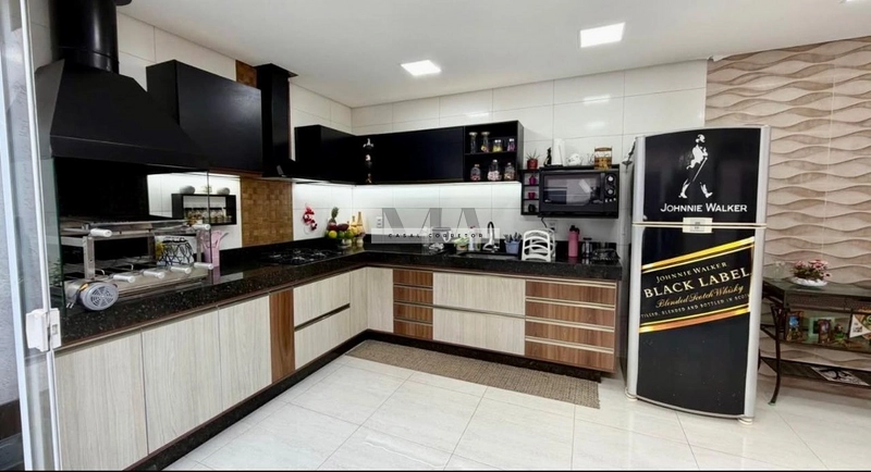 Casa no Condomínio Fher: 3ª foto da galeria de imagens do imóvel