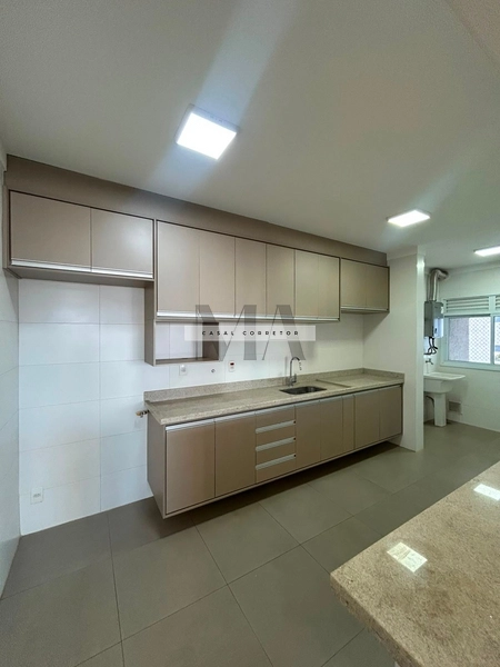 Apartamento no Efifício Atlantis: 5ª foto da galeria de imagens do imóvel