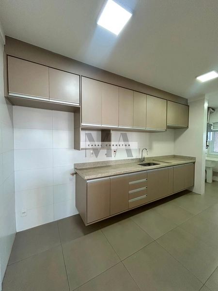 Apartamento no Efifício Atlantis: 3ª foto da galeria de imagens do imóvel