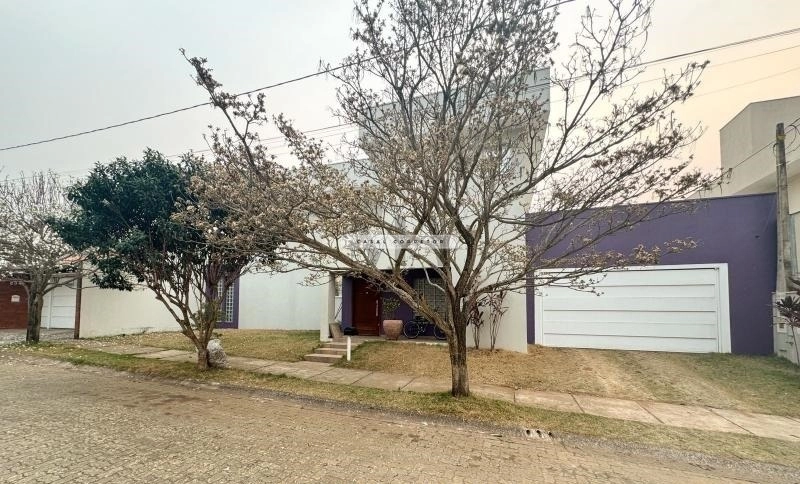 Casa no Condomínio Espraiado: 1ª foto da galeria de imagens do imóvel