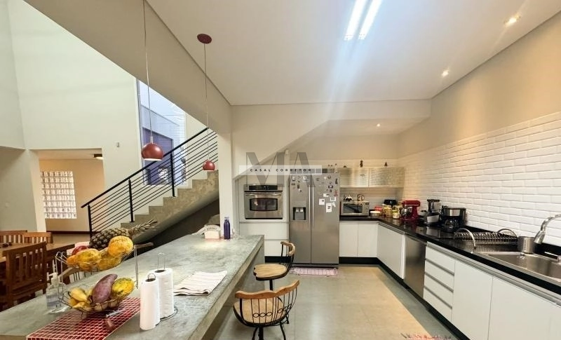 Casa no Condomínio Espraiado: 3ª foto da galeria de imagens do imóvel