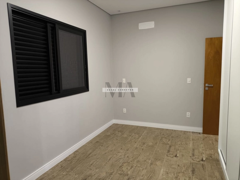 Casa com Piscina no condomínio Damha 3: 22ª foto da galeria de imagens do imóvel