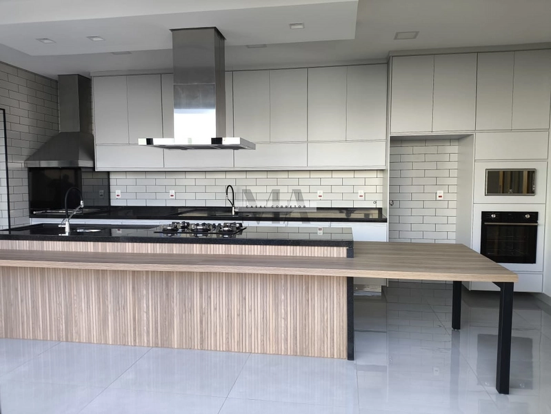 Casa com Piscina no condomínio Damha 3: 6ª foto da galeria de imagens do imóvel